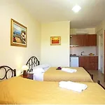 아파트 Eleana *