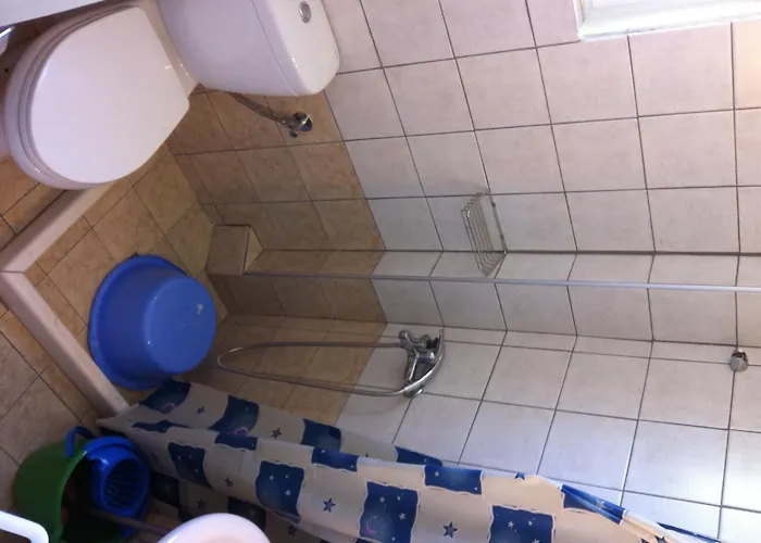 Eleana Apartman Fríni