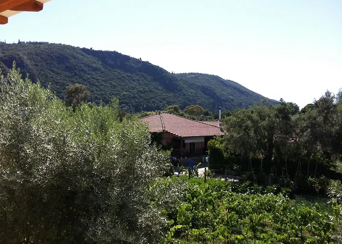 Eleana Studios Apartment *