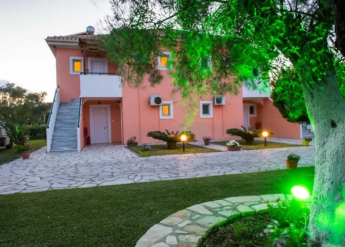 Eleana Apartman Fríni